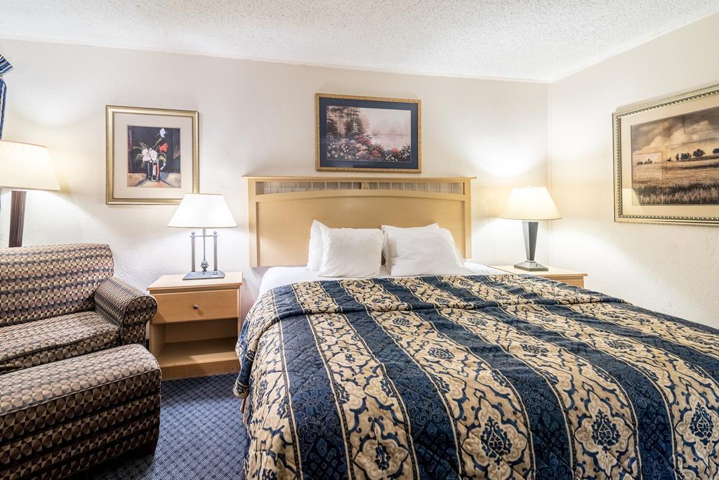 Red Carpet Inn & Suites Albany Airport Ngoại thất bức ảnh