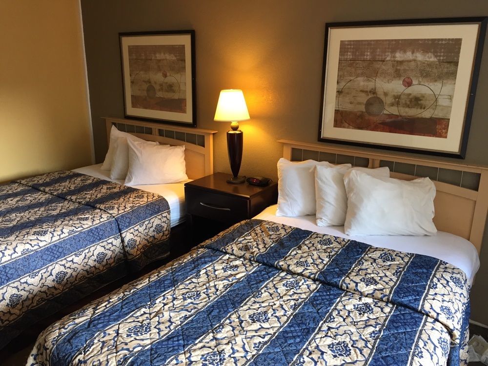 Red Carpet Inn & Suites Albany Airport Ngoại thất bức ảnh